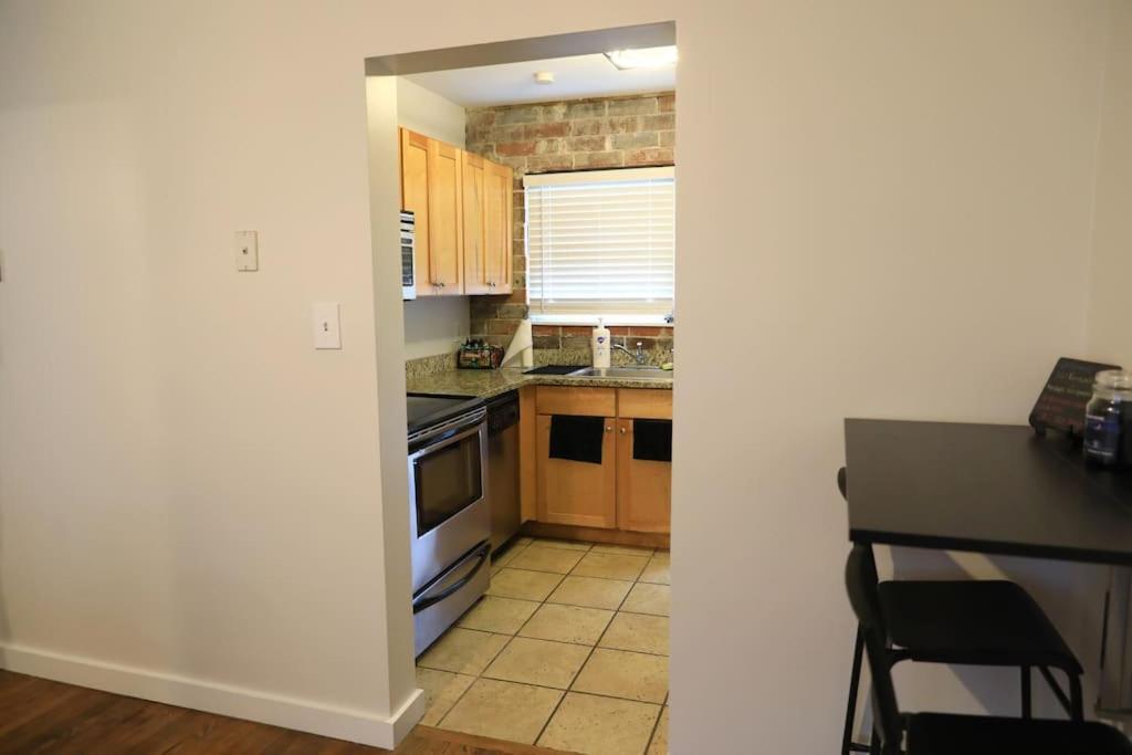 Entire Atlanta Condo Minutes From Downtown Bagian luar foto